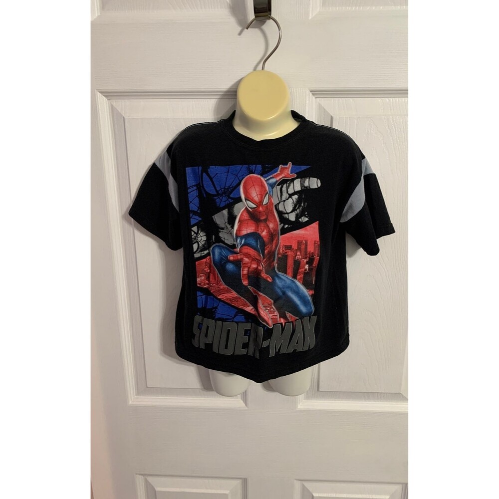 Marvel Spiderman shirt Size M 5-6